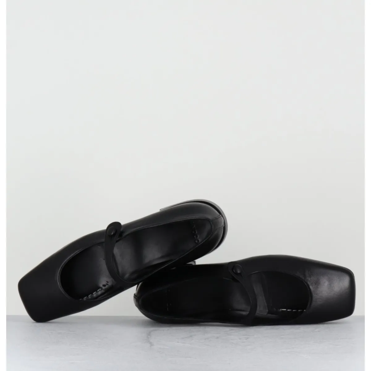 Chaussures | Ballerines^TO&CO Babies en cuir souple bout carré - JANE BLACK COWHIDE NOIR
