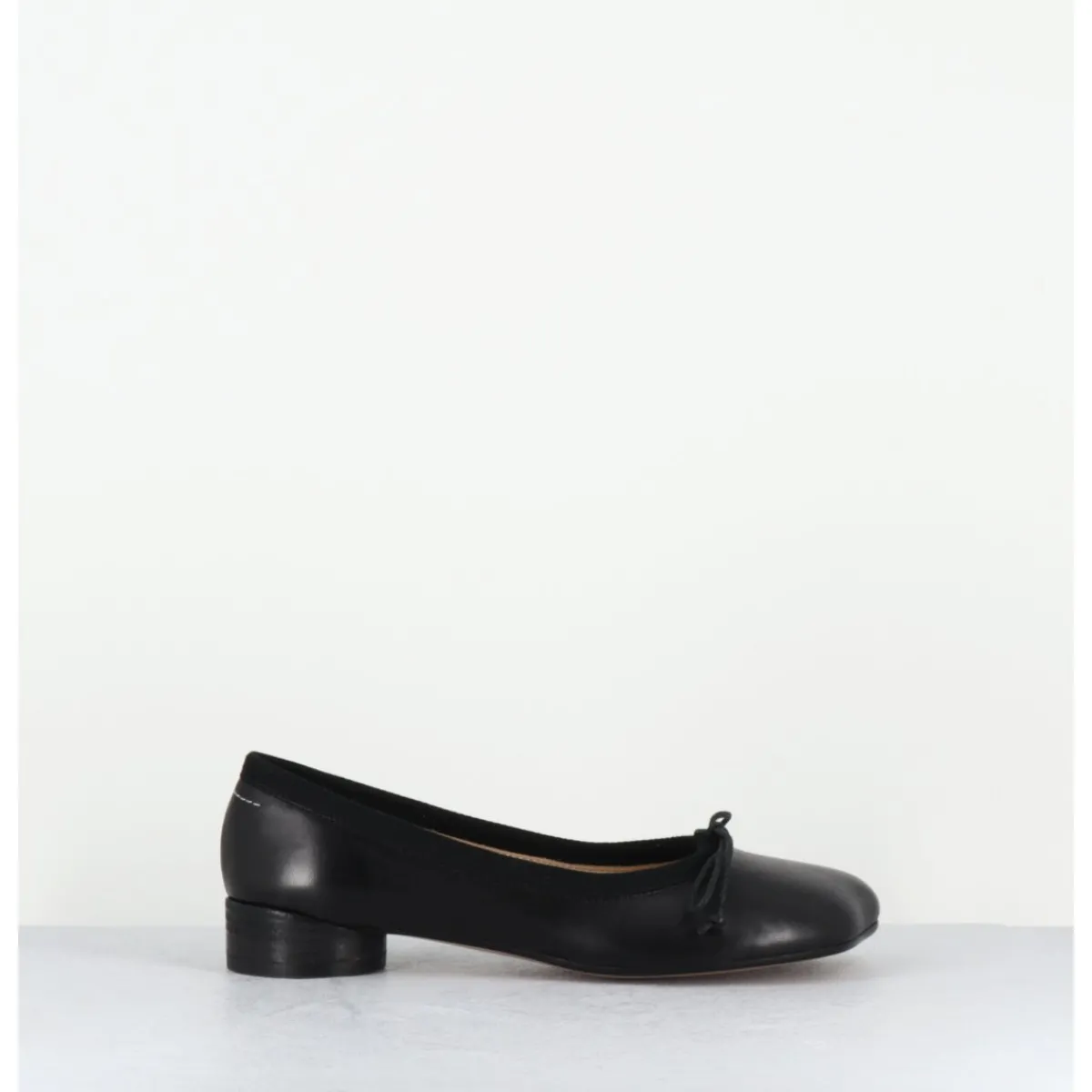 Chaussures | Ballerines^MM6 MAISON MARGIELA Ballerines anatomiques en cuir petit talon - S59WZ0096 T8013 NOIR