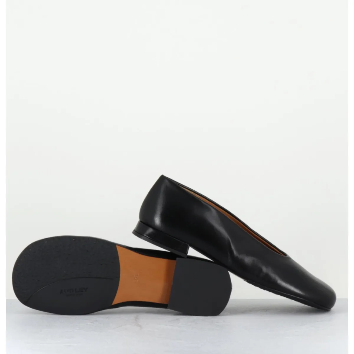 Chaussures | Ballerines^AUDLEY Ballerines minimalistes en cuir - PAOLA2 BLACK NAPPA NOIR