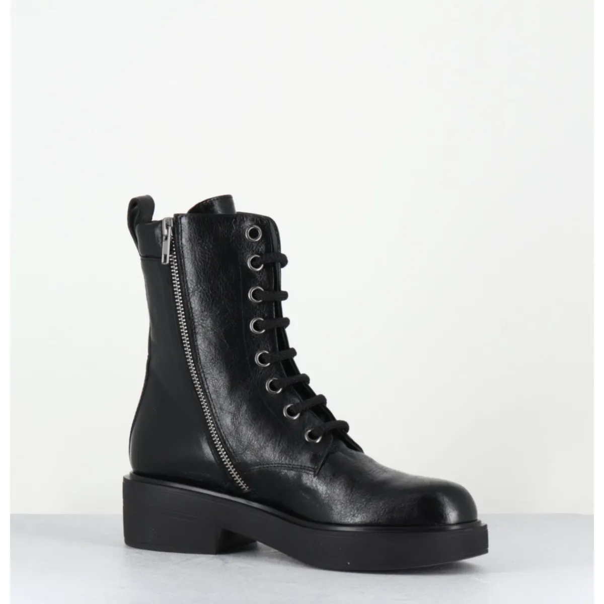 Boots^GARRICE LAB Boots à lacets esprit rangers en cuir - VETARE MORODER NERO NOIR