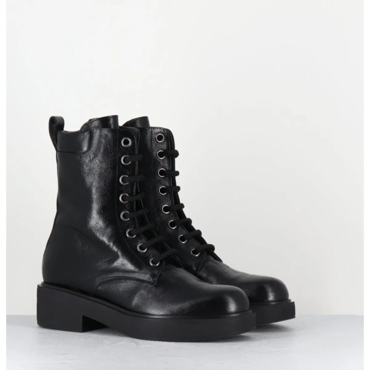 Boots^GARRICE LAB Boots à lacets esprit rangers en cuir - VETARE MORODER NERO NOIR