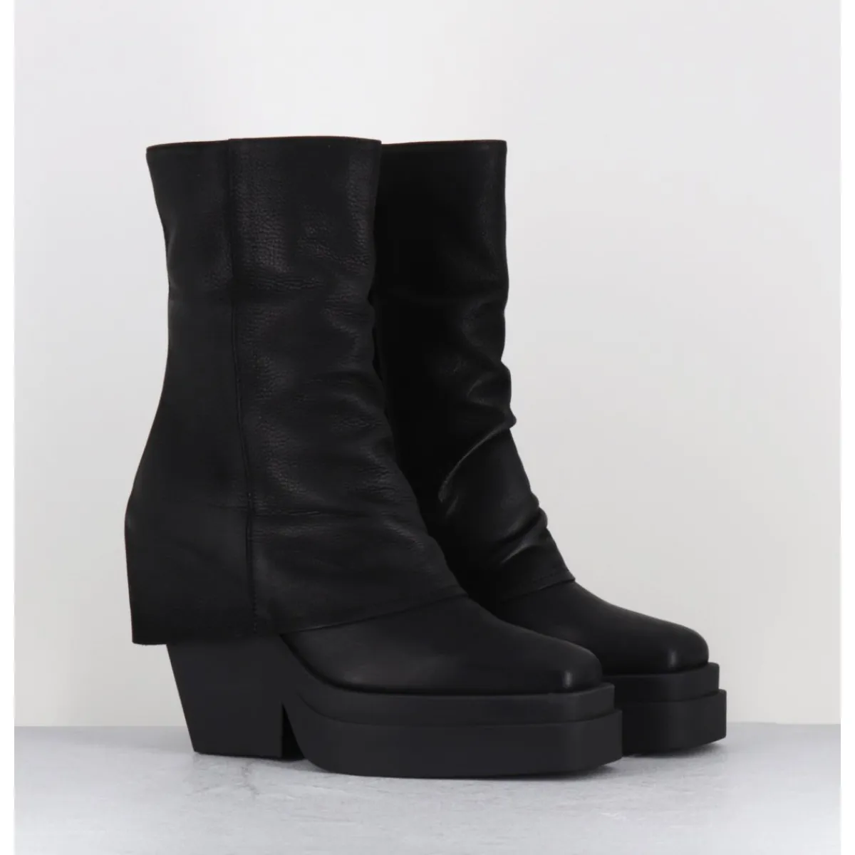 Boots | Plateformes^SORT AARHUS Boots à plateforme déstructurée en cuir gras - 6630 GAS NERO NOIR