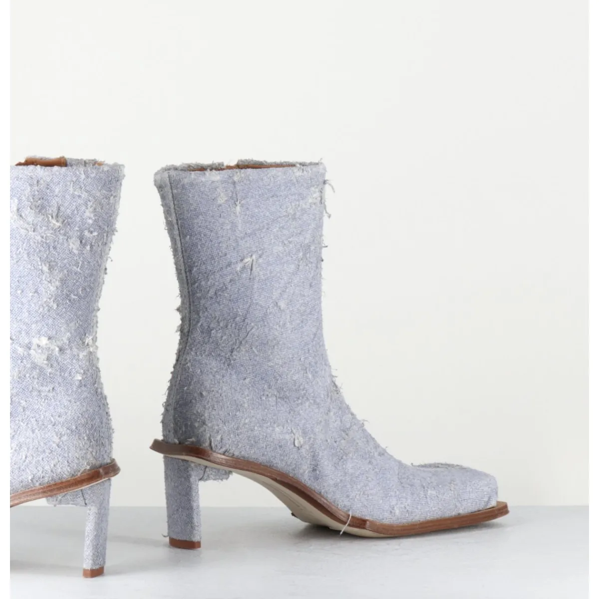Boots^MIISTA Boots bout carré petit talon en cuir effet jean usé bleu - BRENDA DENIM BOOTS JEANS