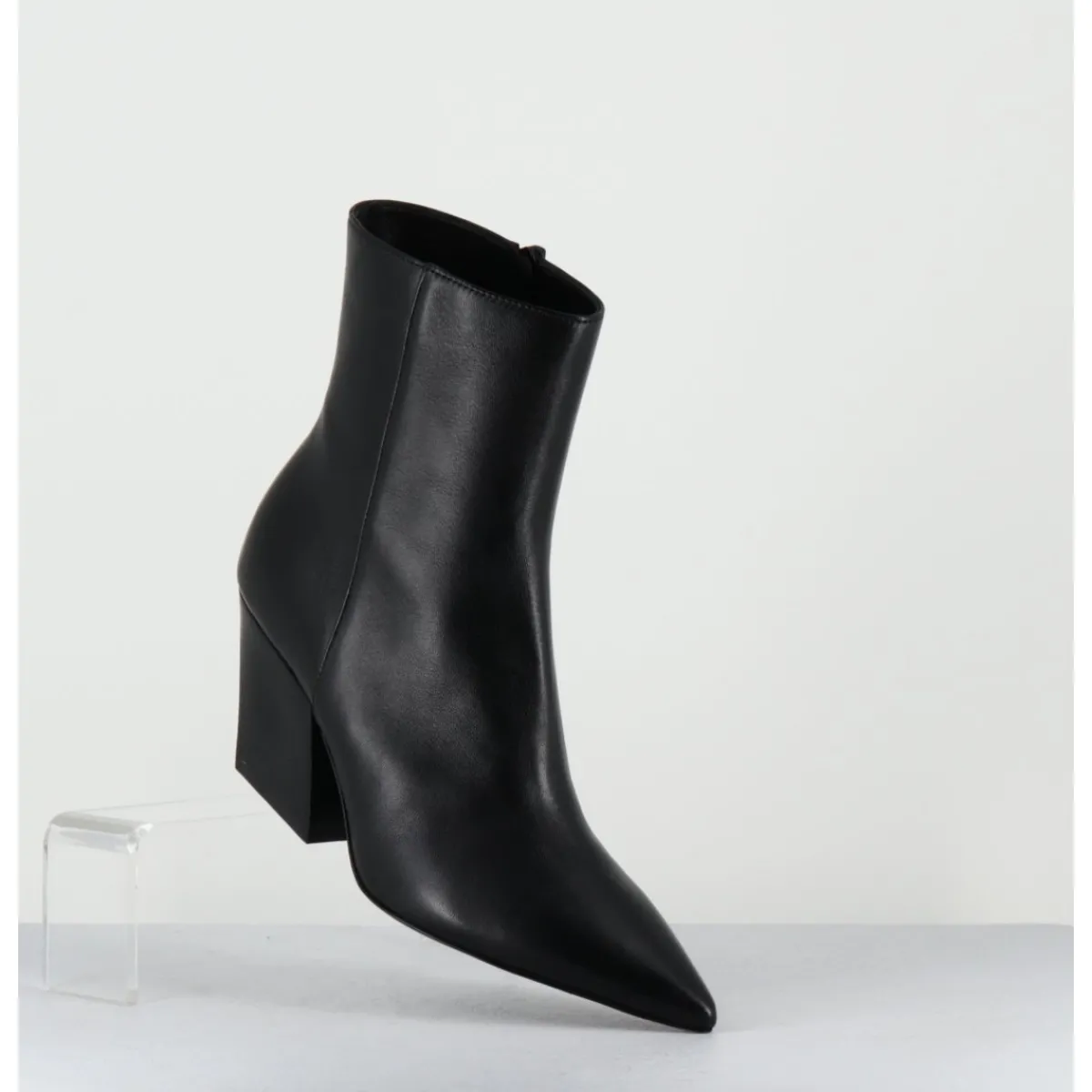 Boots^GARRICE LAB Boots bout pointu en cuir talon biseauté - SWAN NAPPA NERO NOIR