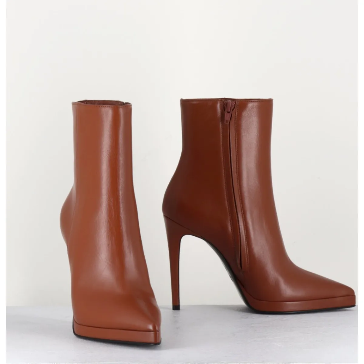 Boots^GARRICE LAB Boots bout pointu talon haut en cuir caramel - SAFRA LUGGAGE CAMEL