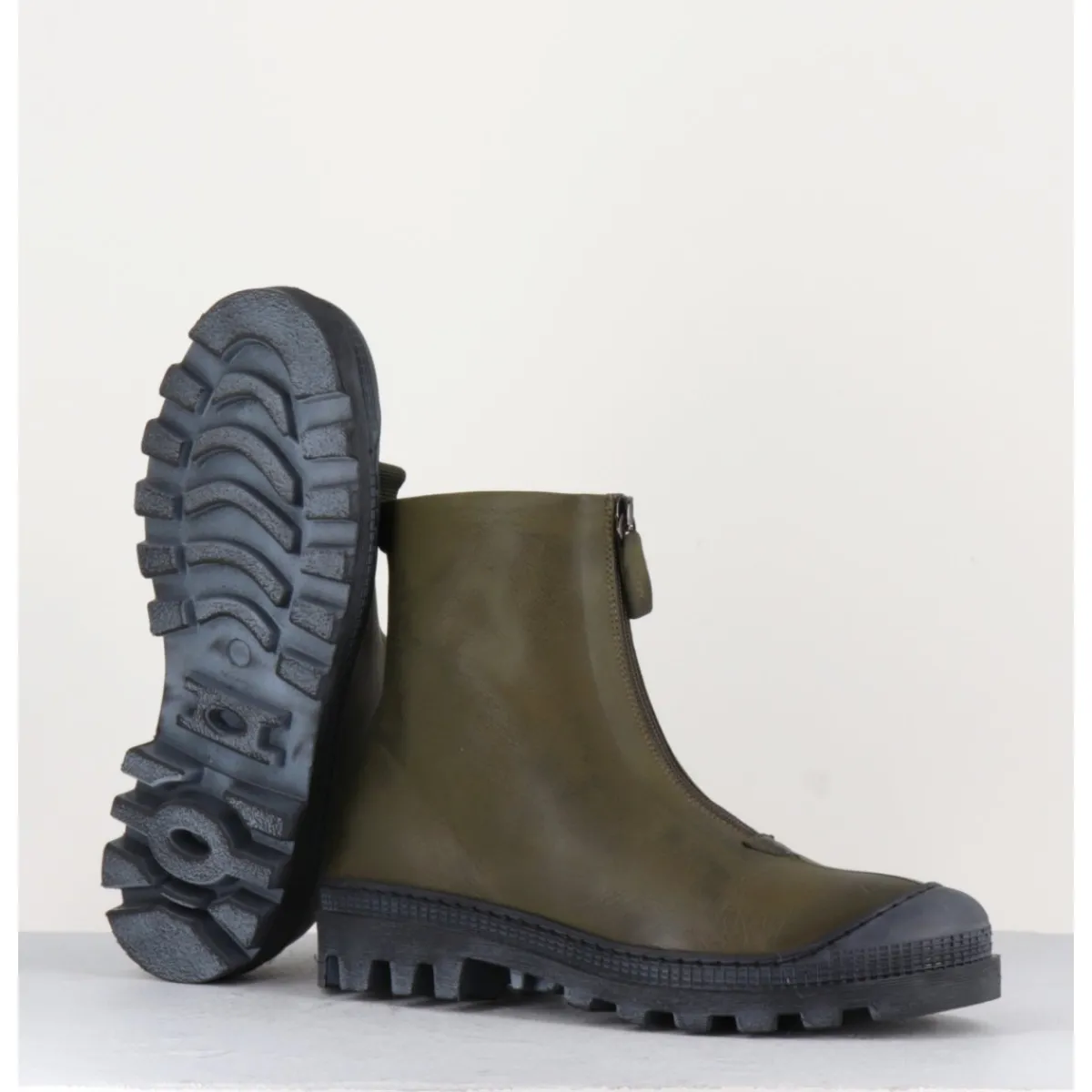 Boots^LOFINA Boots en cuir gras kaki avec zip central - I6-967 BOSCO KHAKI