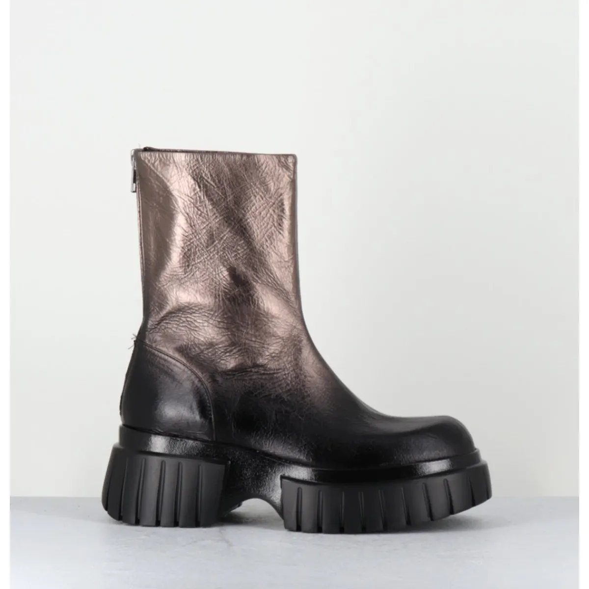Boots^GARRICE LAB Boots en cuir métallisé semelle épaisse - MELIA1 PEGASUS BRONZO BRONZE