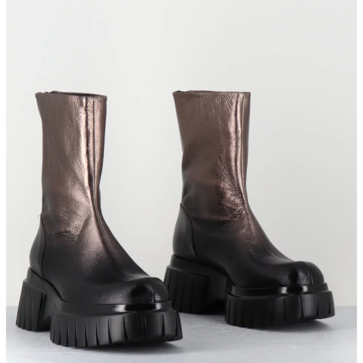 Boots^GARRICE LAB Boots en cuir métallisé semelle épaisse - MELIA1 PEGASUS BRONZO BRONZE