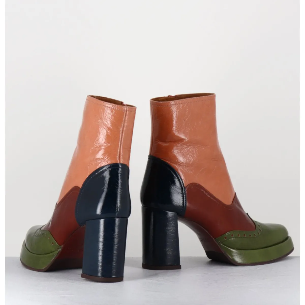Boots^CHIE MIHARA Boots en cuir multicolore & bout pointu fleuri - FAYU MASERATI MILI