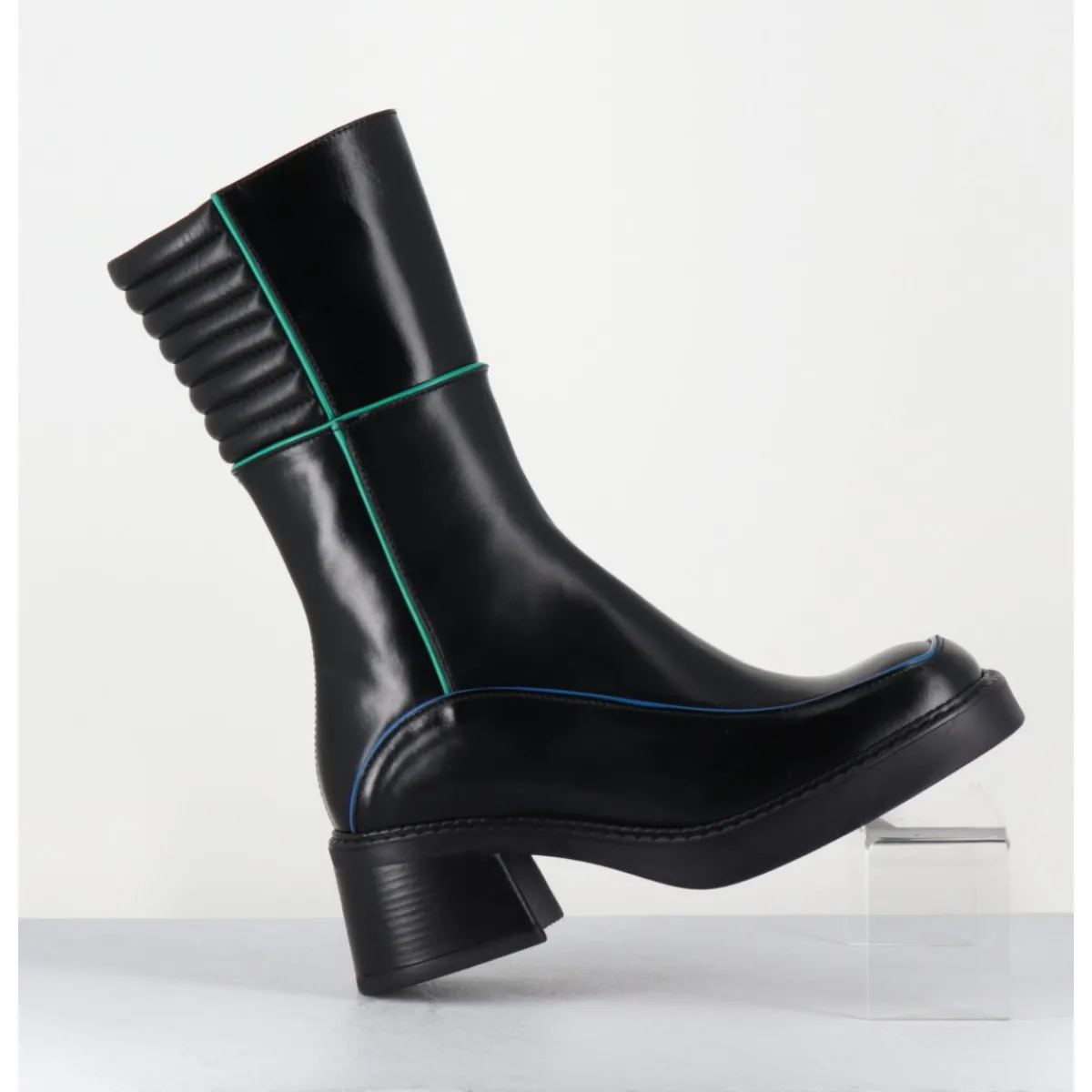 Boots^E8 BY MIISTA Boots en cuir & surpiqûres vert + bleu - KERRI BLACK BOOTS NOIR