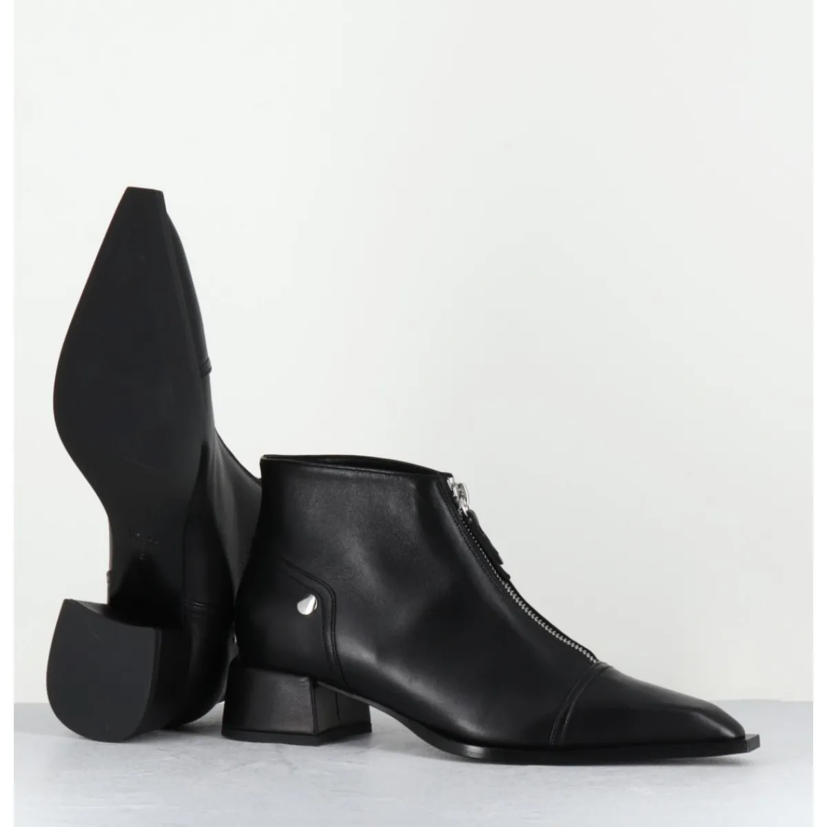 Boots^GARRICE LAB Boots en cuir bout pointu & zip central - INE25 NAPPA NERO NOIR