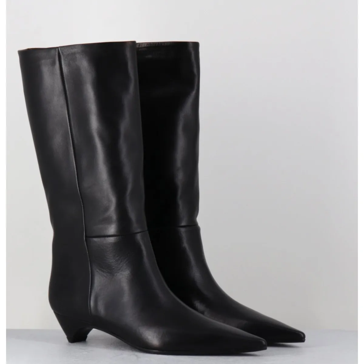 Boots^THEA MIKA Boots en cuir bout pointu petit talon conique - TMC280B NATUR NERO NOIR