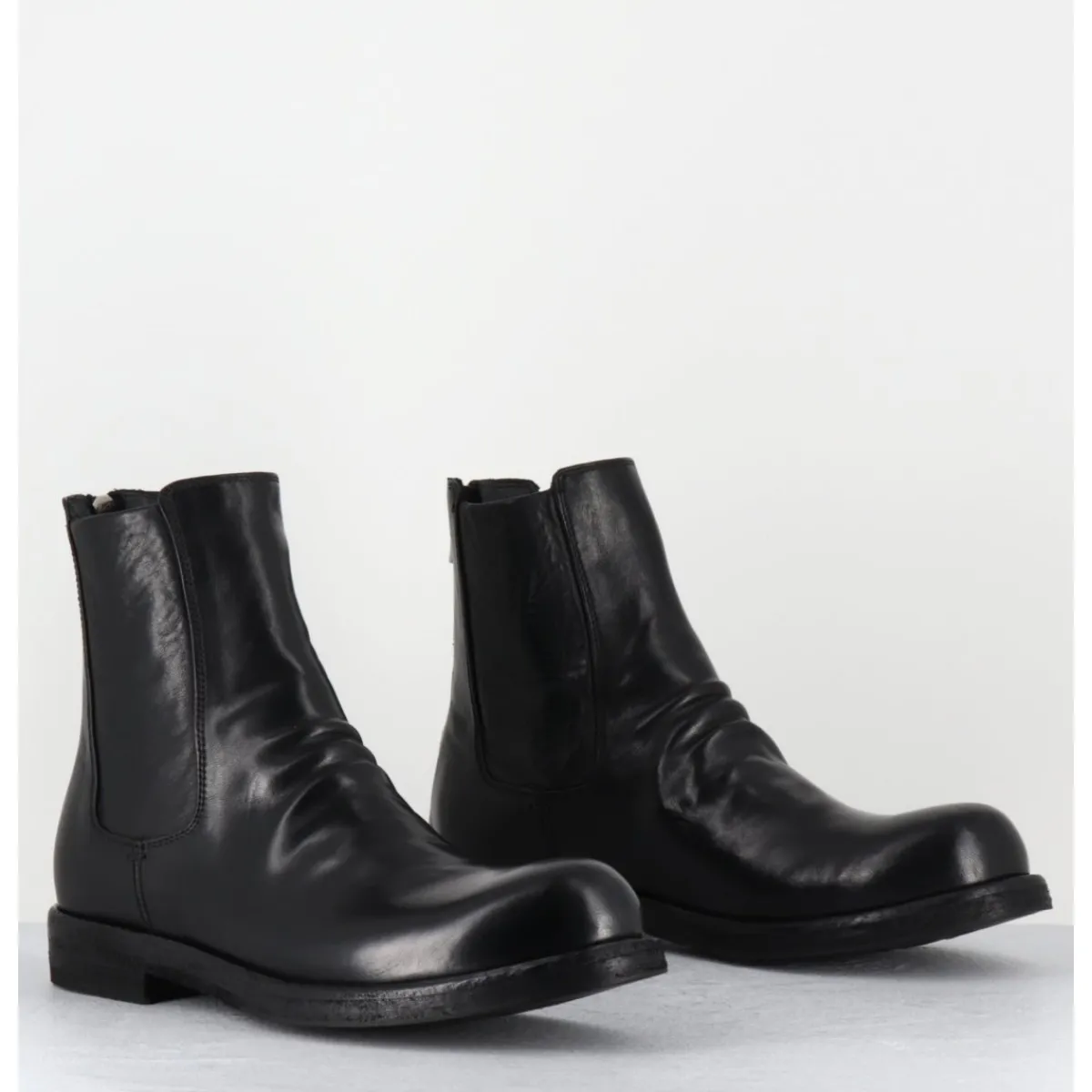 Boots^OFFICINE CREATIVE Boots en cuir lavé zip arrière - BULLA DD 304 NERO NOIR
