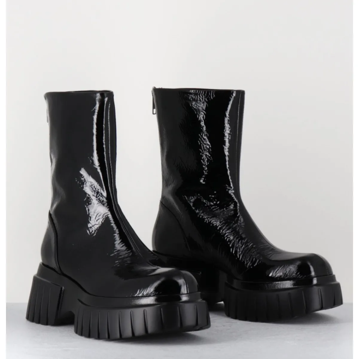 Boots^GARRICE LAB Boots en cuir vernis semelle épaisse - MELIA2 CINDY NERO NOIR