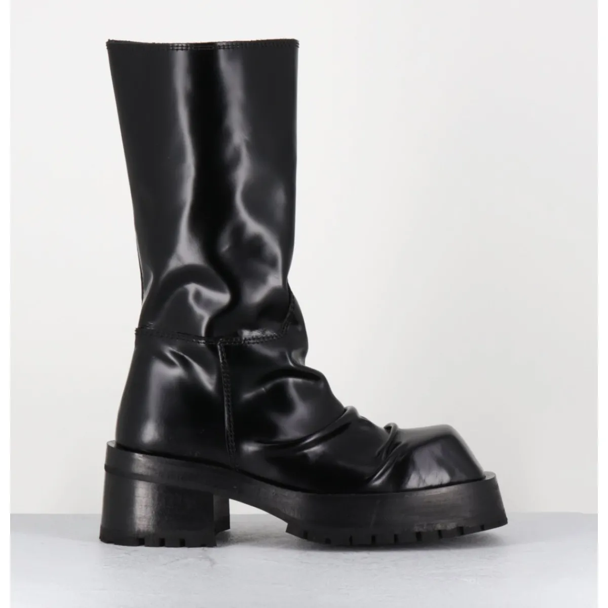 Bottes | Boots^SDM Boots ligne brutaliste en cuir glacé - DIMA SHINY NERO NOIR