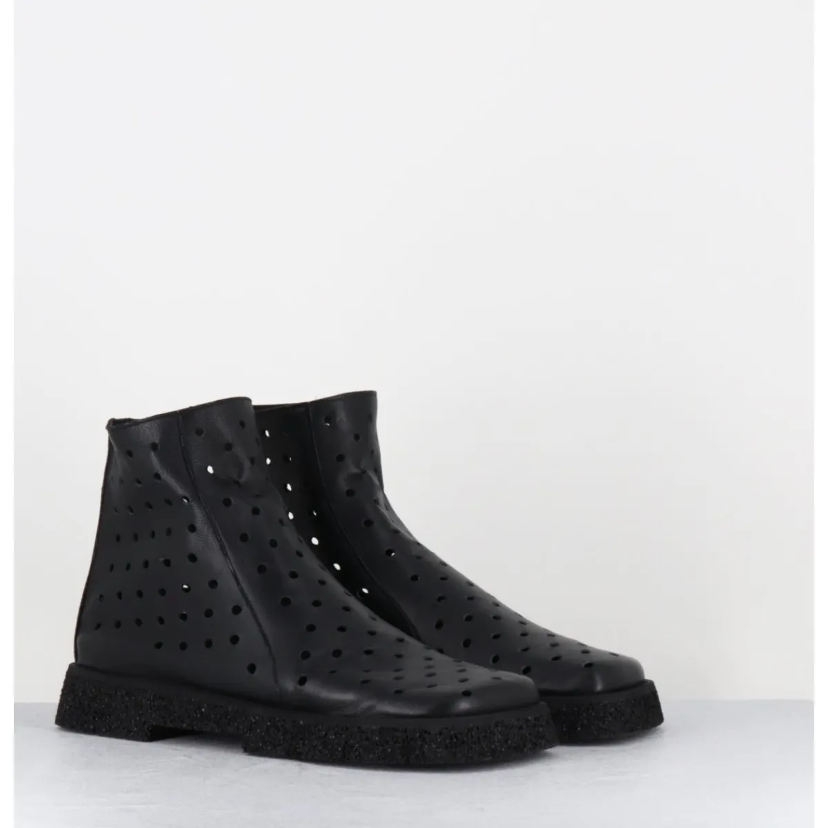 Boots^ANTONIO BARBATO Boots minimalistes légères en cuir ajouré - 1104 NAPPA NERO NOIR
