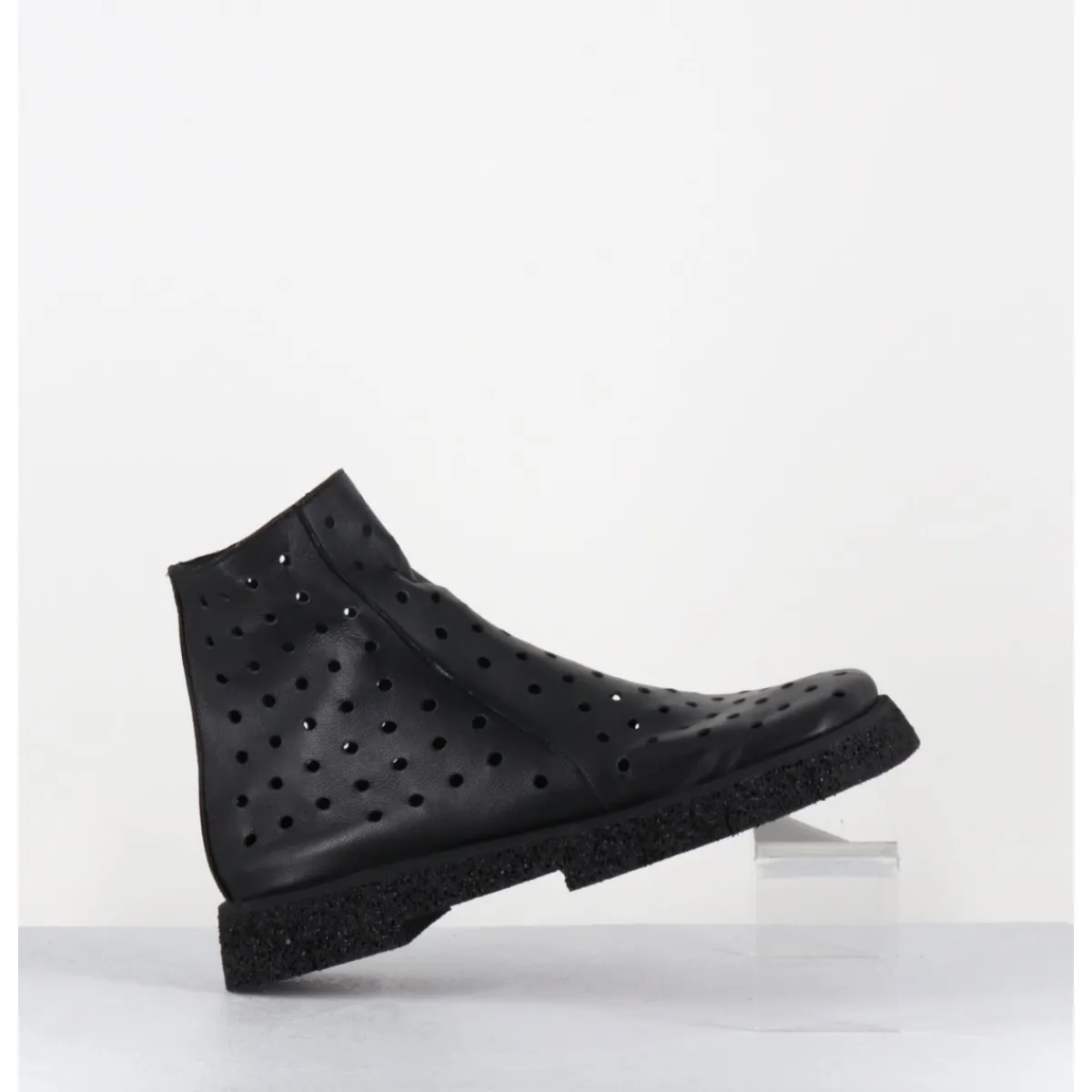 Boots^ANTONIO BARBATO Boots minimalistes légères en cuir ajouré - 1104 NAPPA NERO NOIR