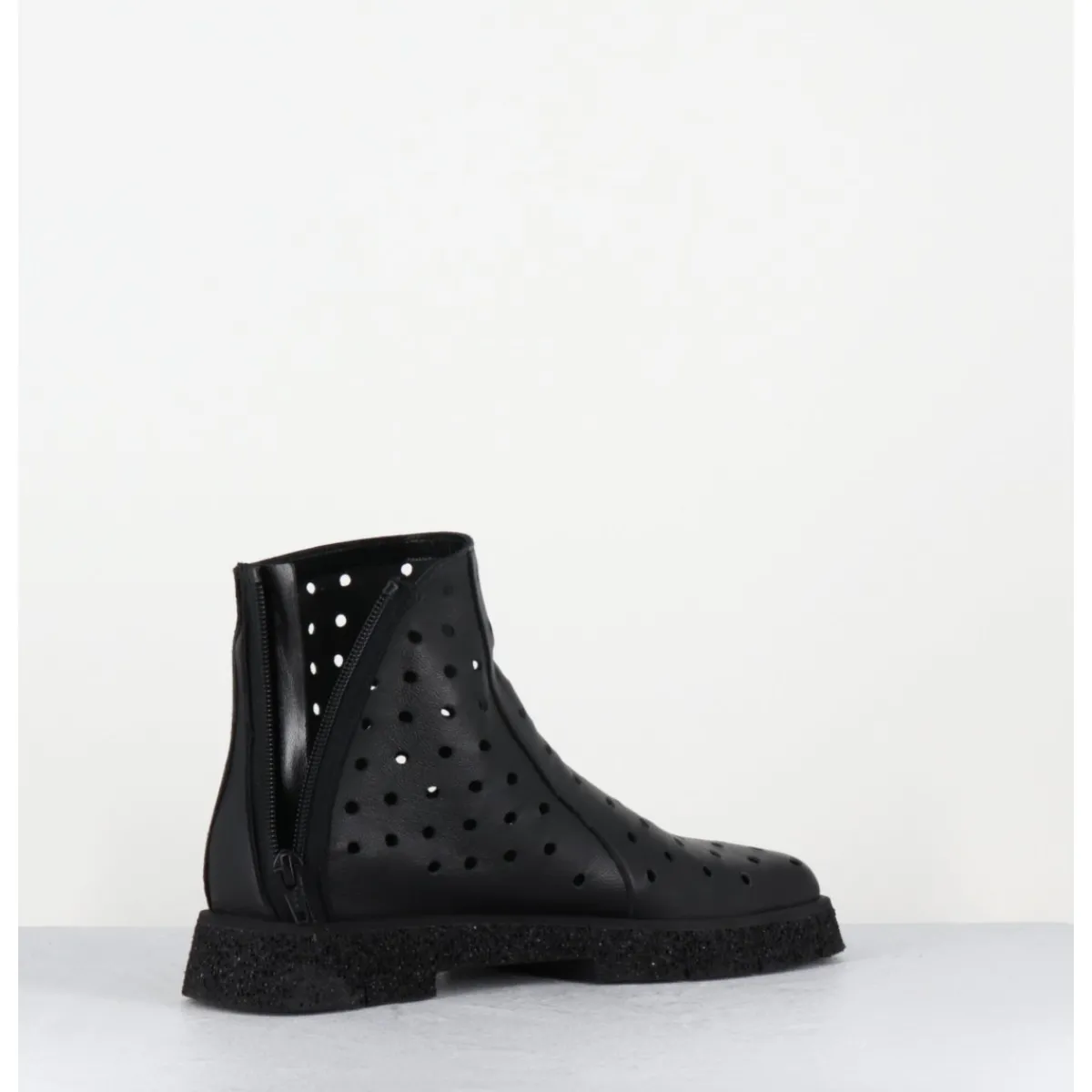 Boots^ANTONIO BARBATO Boots minimalistes légères en cuir ajouré - 1104 NAPPA NERO NOIR