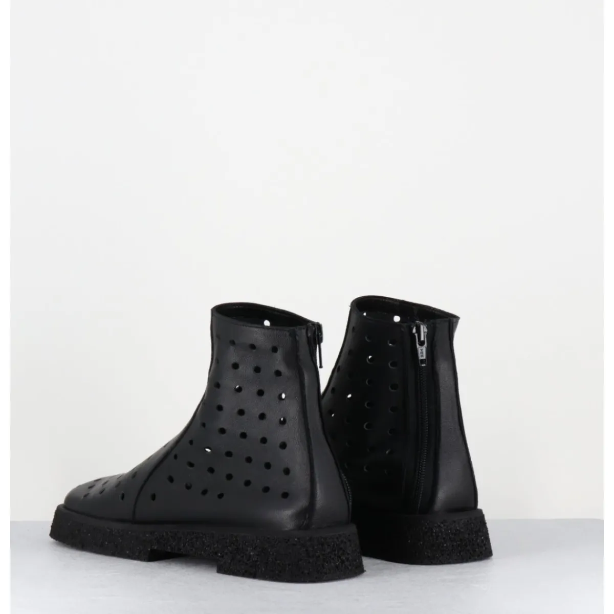 Boots^ANTONIO BARBATO Boots minimalistes légères en cuir ajouré - 1104 NAPPA NERO NOIR