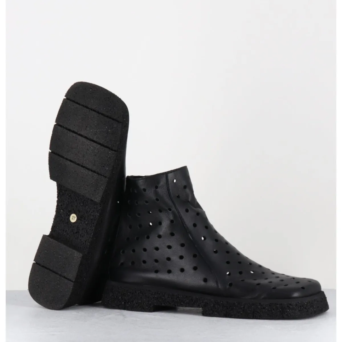 Boots^ANTONIO BARBATO Boots minimalistes légères en cuir ajouré - 1104 NAPPA NERO NOIR