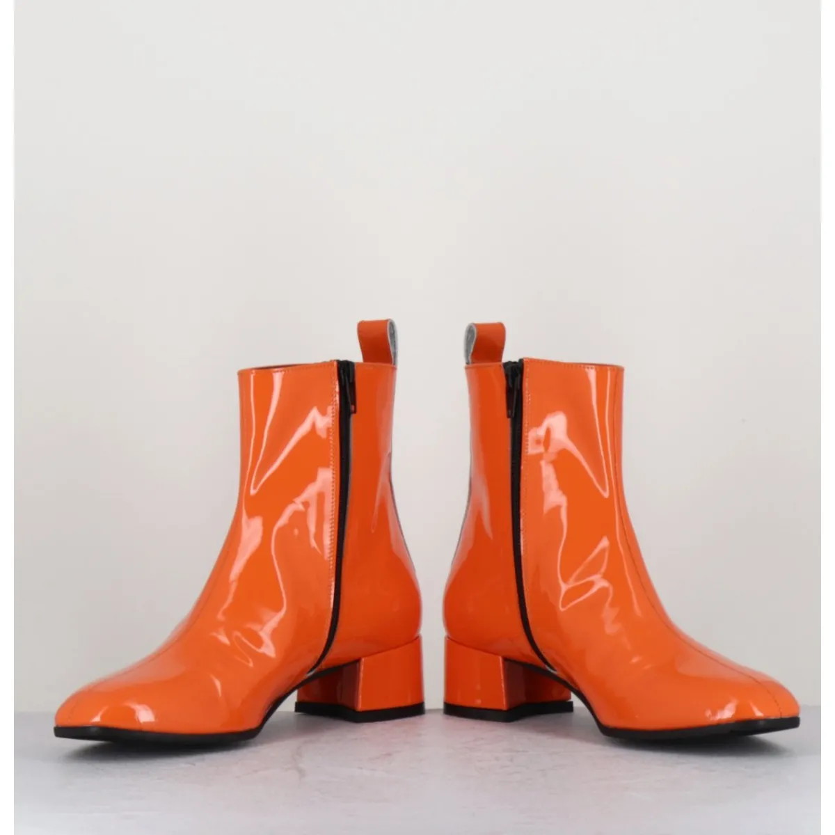 Boots^GARRICE LAB Boots 60s en cuir vernis - JANE VERNICE ORANGE