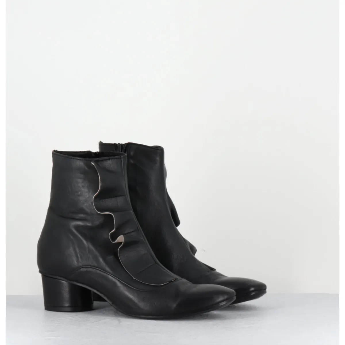 Boots^GARRICE LAB Boots souples en cuir & volant - TWIST FAR WEST NERO NOIR