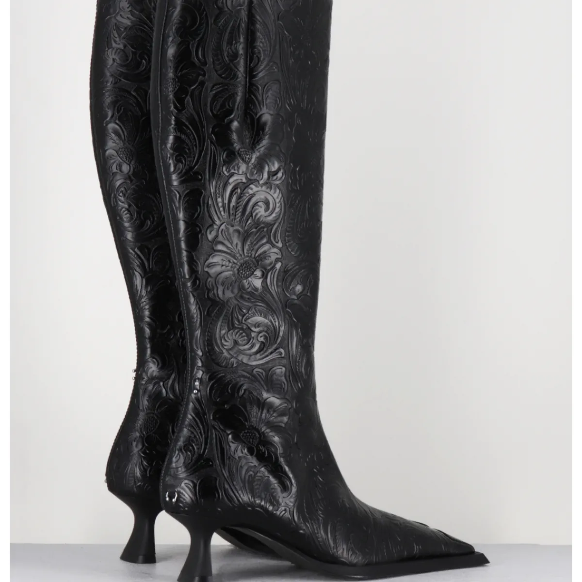 Bottes^MIISTA Bottes en cuir fleuri bout carré & piercings - ALFREDA TALL BOOTS NOIR