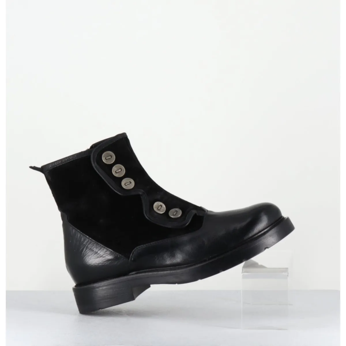 Boots^GARRICE LAB Bottines plates à boutons en cuir - LACO CARLY NERO NOIR