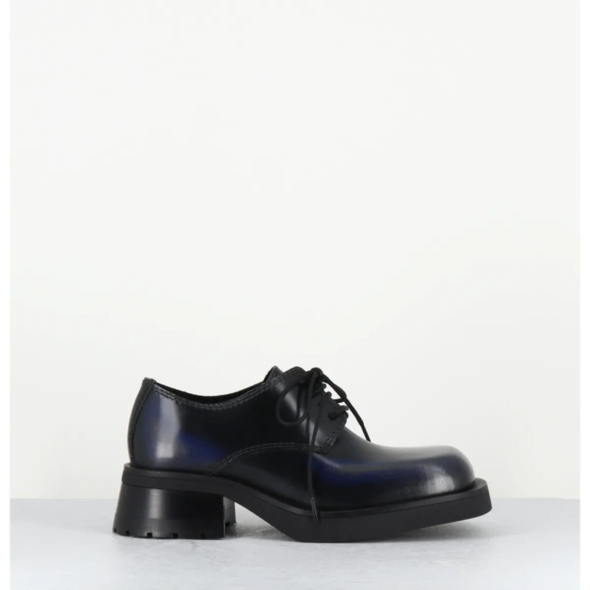 Chaussures^E8 BY MIISTA Chaussures à lacets en cuir noir bleu gris brossé bout carré - ALTHEA BLACK GREY BLUE