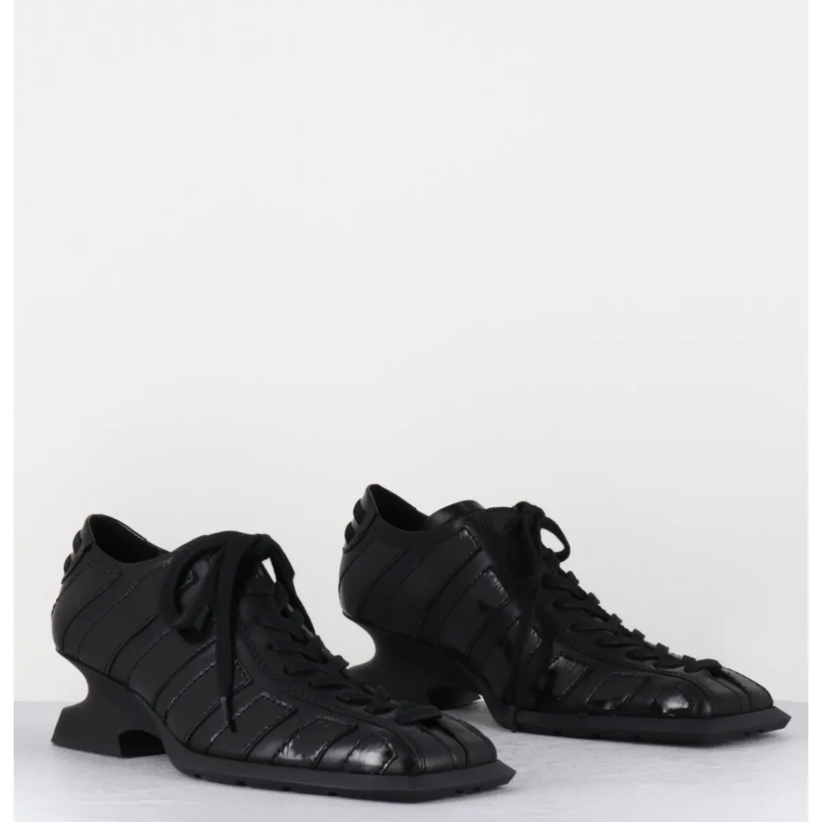 Chaussures | Sneakers^MIISTA Chaussures à lacets en cuir talon destructuré - GOLDIE BLACK WEDGE NOIR