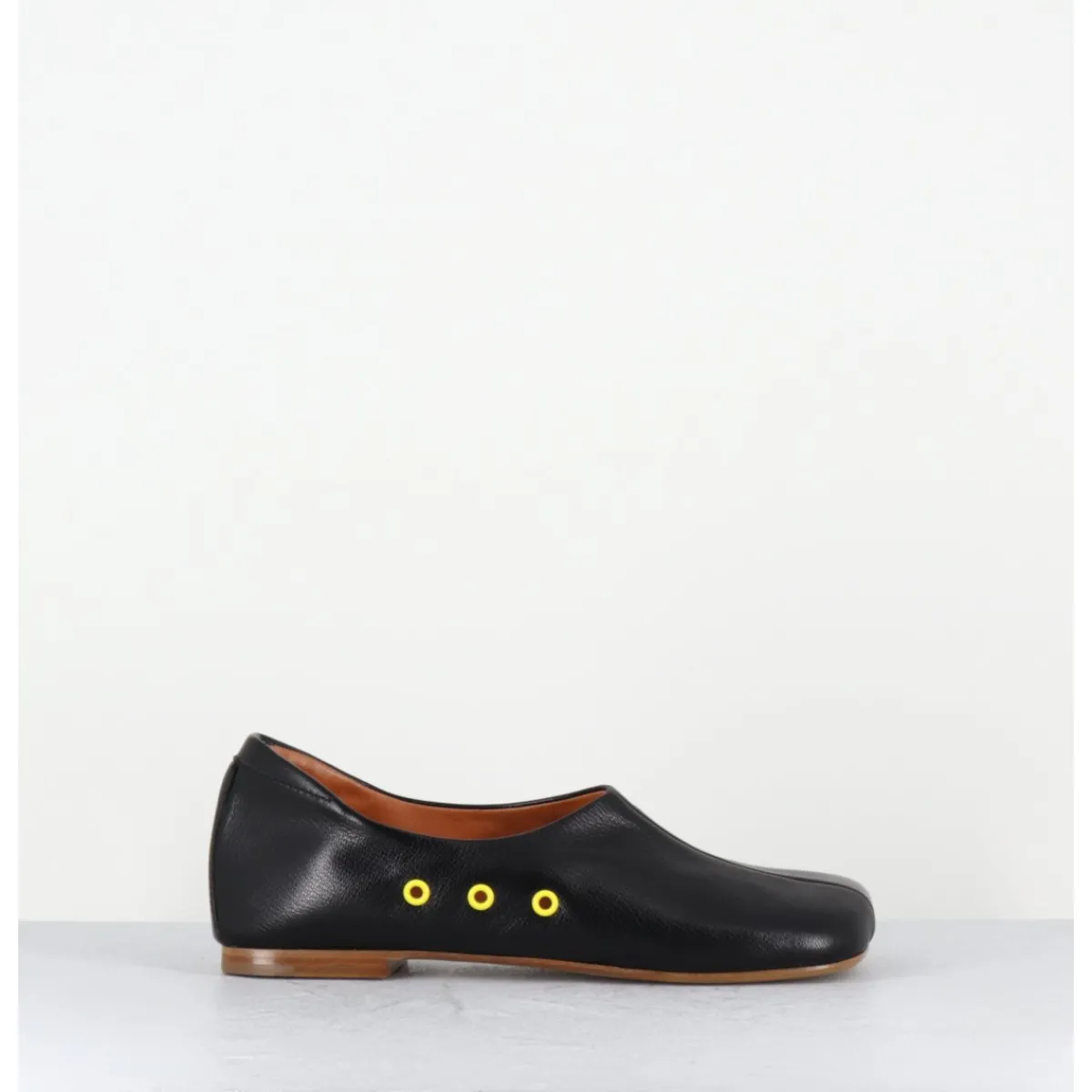 Chaussures | Ballerines^ANTONIO BARBATO Chaussures plates en cuir esprit 60s - AB4624 MADRAS NERO NOIR