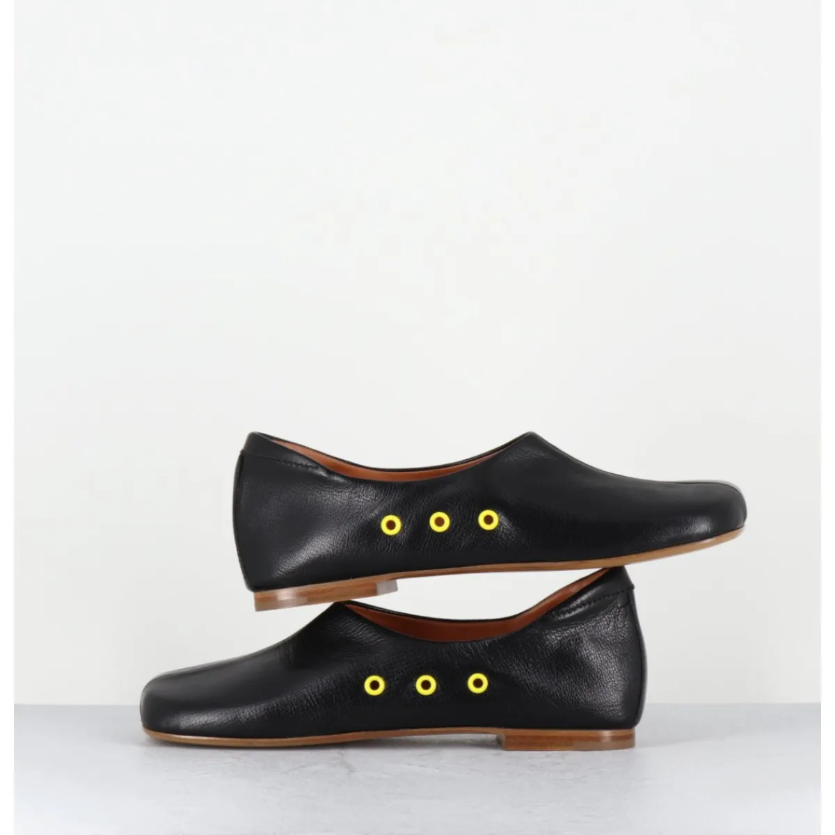 Chaussures | Ballerines^ANTONIO BARBATO Chaussures plates en cuir esprit 60s - AB4624 MADRAS NERO NOIR