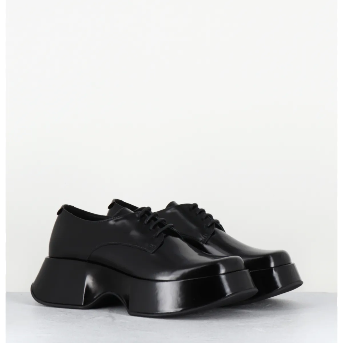 Chaussures | Plateformes^VIC MATIE Derbies à plateforme en cuir glacé - 1F2408D LATTEX BLACK NOIR