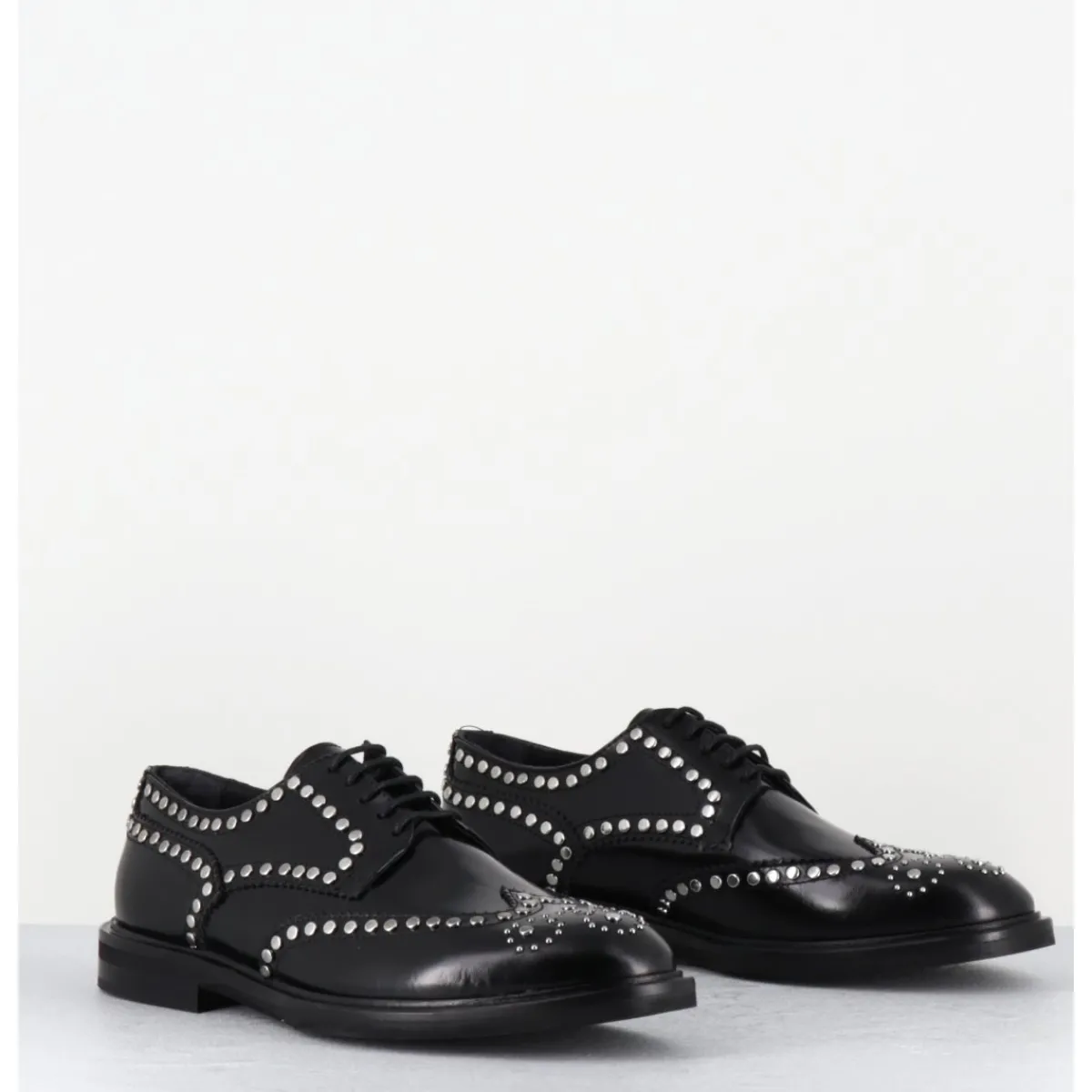 Chaussures^GARRICE LAB Derbies plats en cuir glacé bout fleuri & rivets - SALVO ABRA NERO NOIR