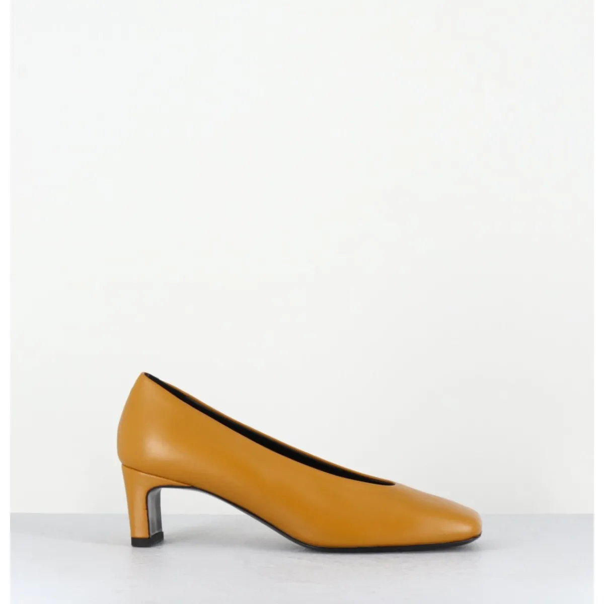 Chaussures^TO&CO Escarpins petit talon bout carré en cuir - SANTI OCRA COWHIDE JAUNE