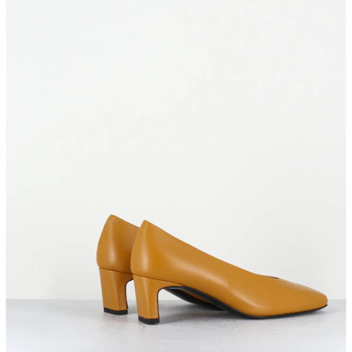 Chaussures^TO&CO Escarpins petit talon bout carré en cuir - SANTI OCRA COWHIDE JAUNE