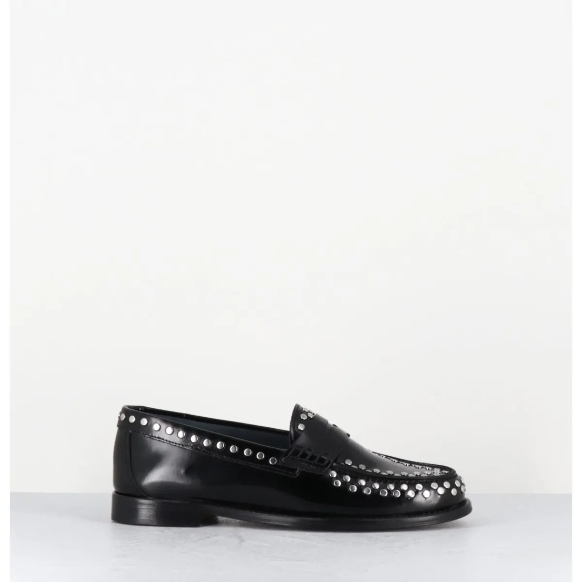 Mocassins | Chaussures^GARRICE LAB Mocassins plats en cuir glacé & rivets argent - TORE ABRA NERO NOIR