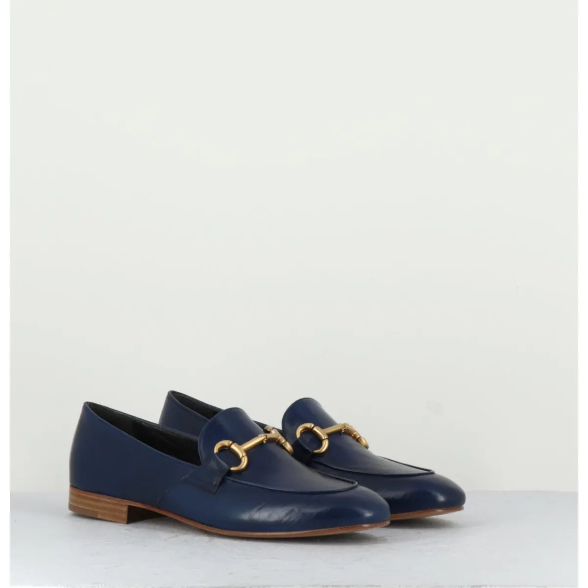Mocassins^MARA BINI Mocassins plats en cuir souple bleu & mors doré - N125 MARINE