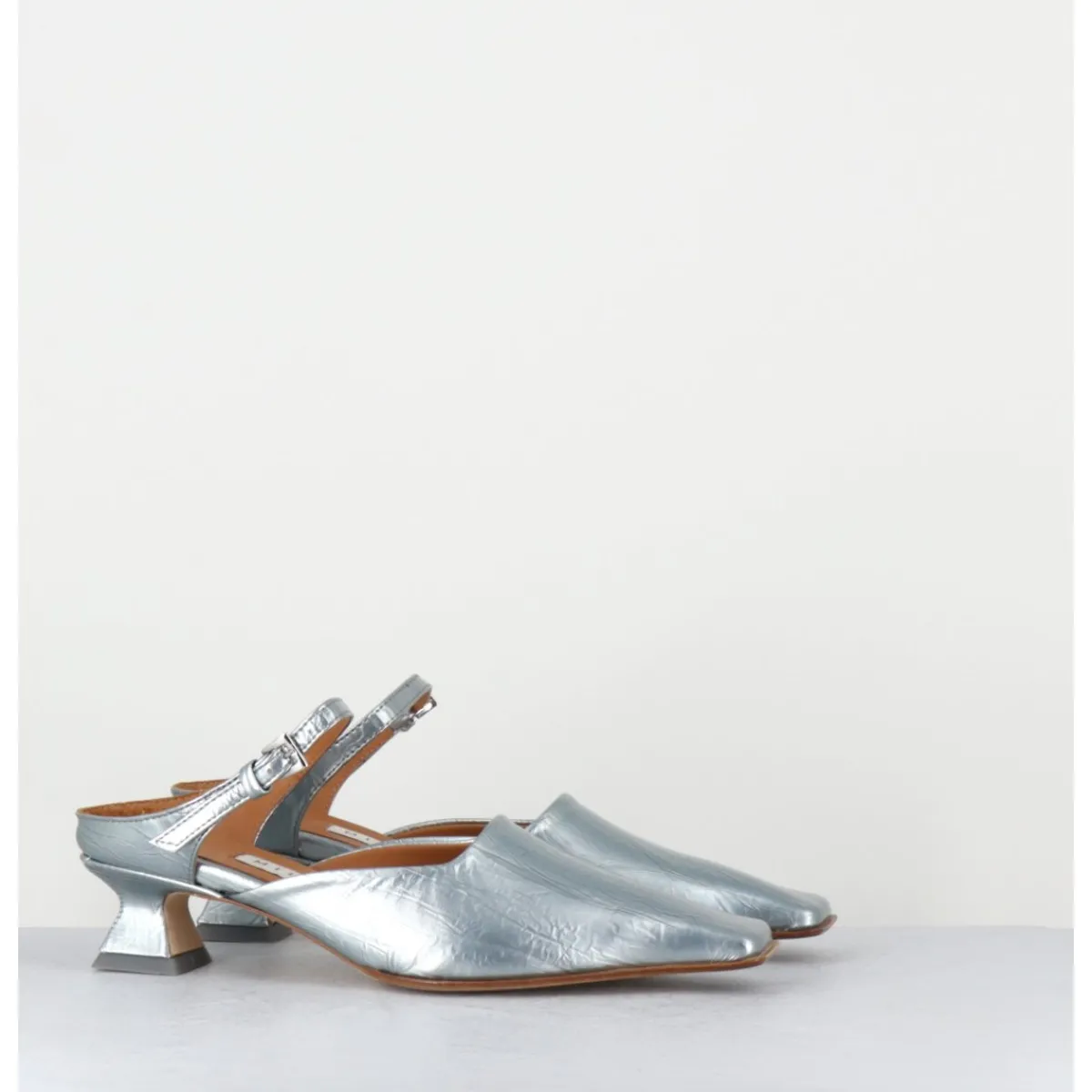 Chaussures^MIISTA Mules bout carré petit talon en cuir irisé ciel - DELF BLUE COURT BLEU