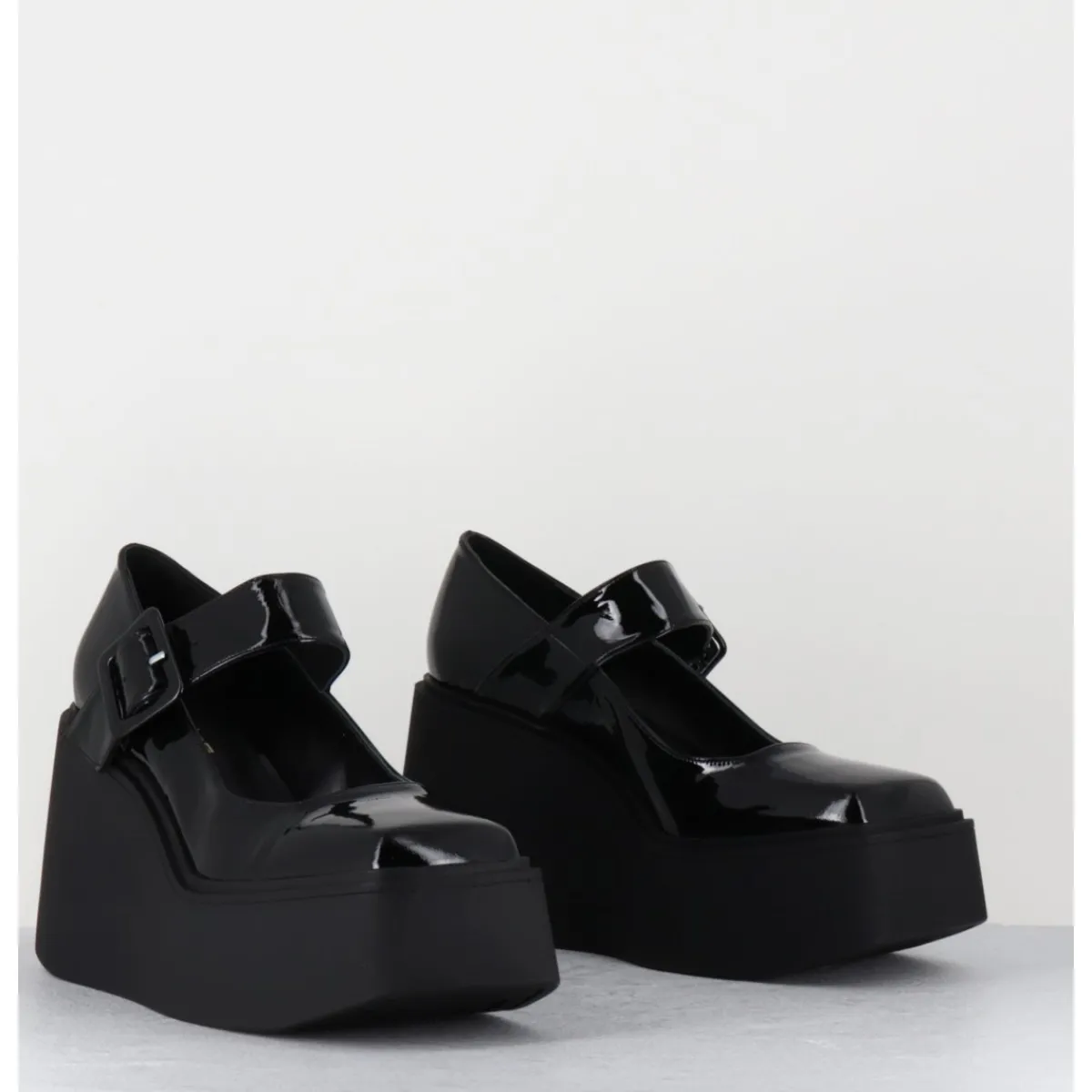 Chaussures | Plateformes^GARRICE LAB 90s Mary-Jane compensées en cuir vernis - YERI VERNICE NERO NOIR