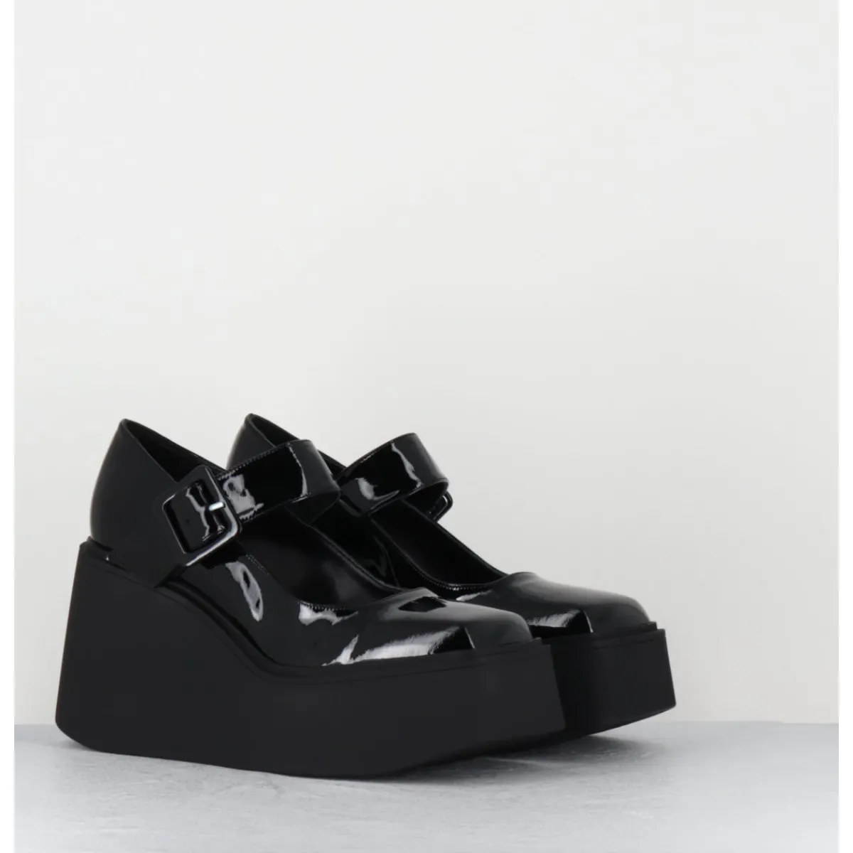 Chaussures | Plateformes^GARRICE LAB 90s Mary-Jane compensées en cuir vernis - YERI VERNICE NERO NOIR