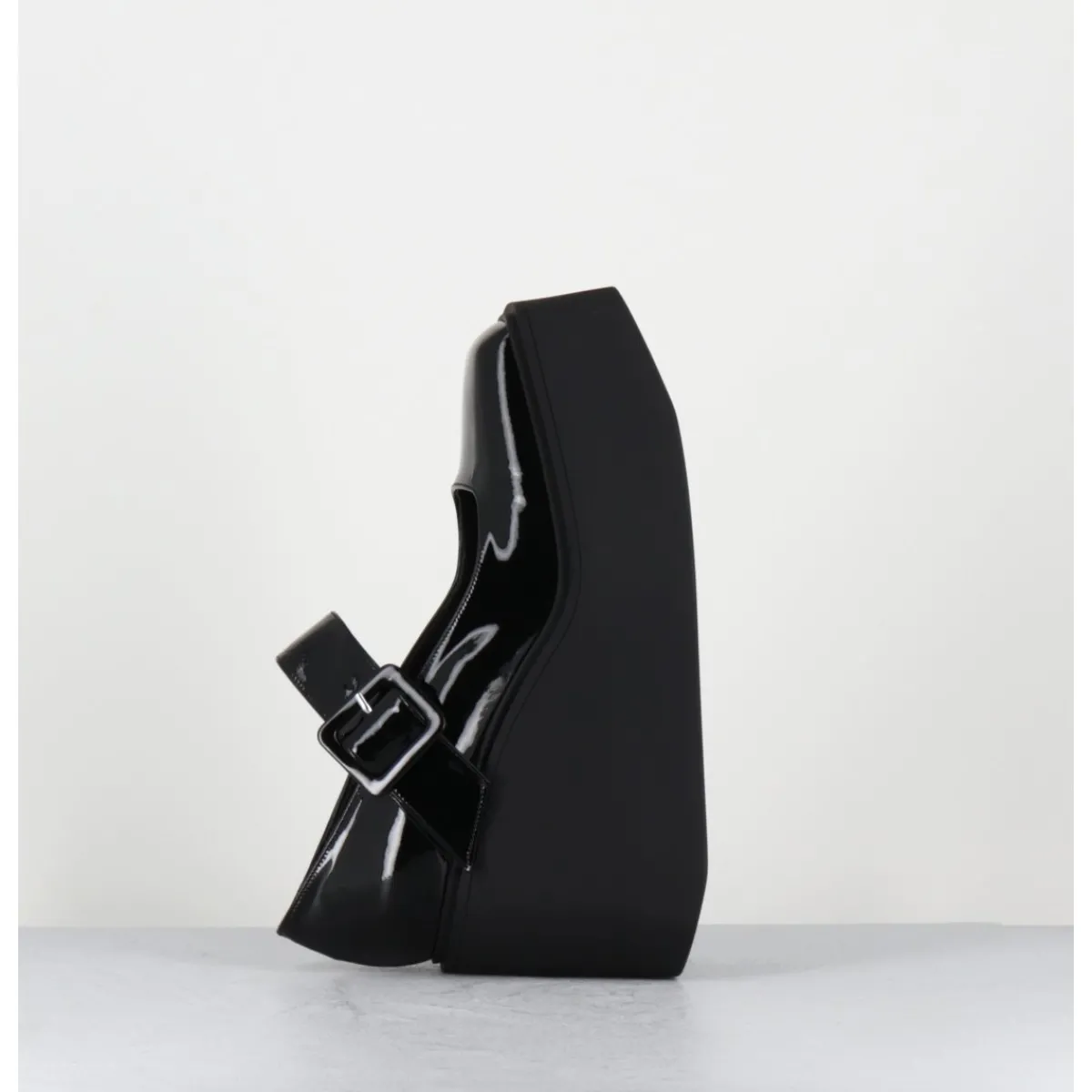 Chaussures | Plateformes^GARRICE LAB 90s Mary-Jane compensées en cuir vernis - YERI VERNICE NERO NOIR